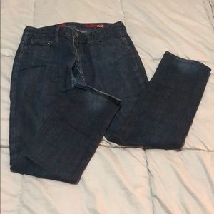 Express X2 w10 size 4 short skinny jeans